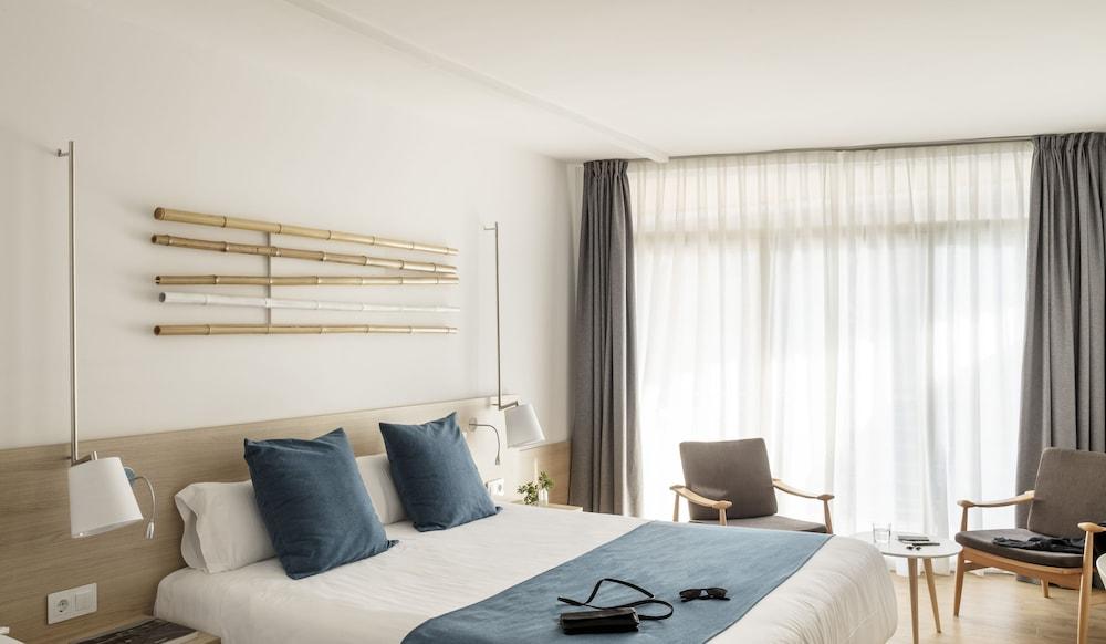 Aqua Hotel Onabrava & Spa 4*Sup Santa Susanna Ngoại thất bức ảnh