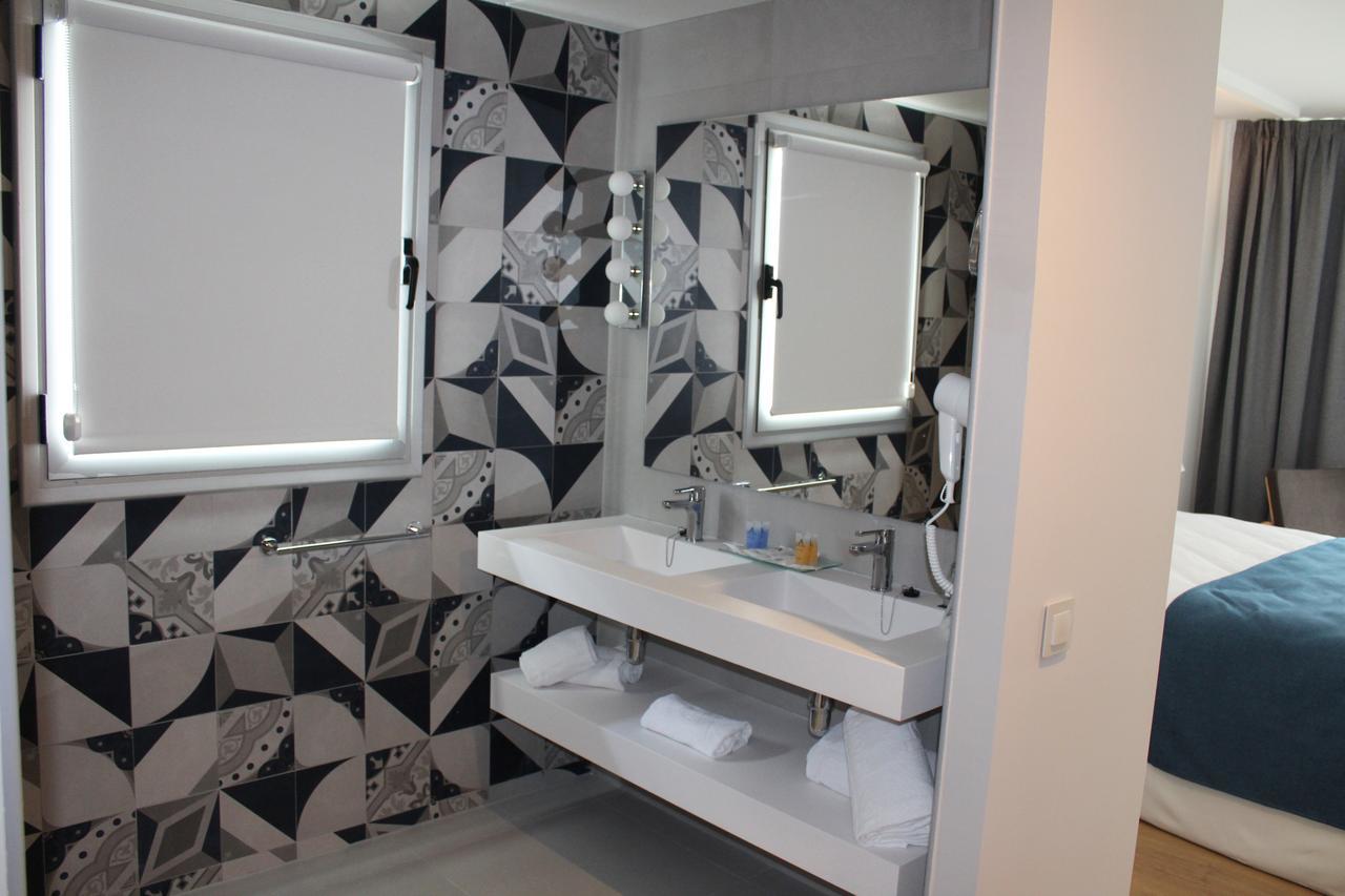 Aqua Hotel Onabrava & Spa 4*Sup Santa Susanna Ngoại thất bức ảnh
